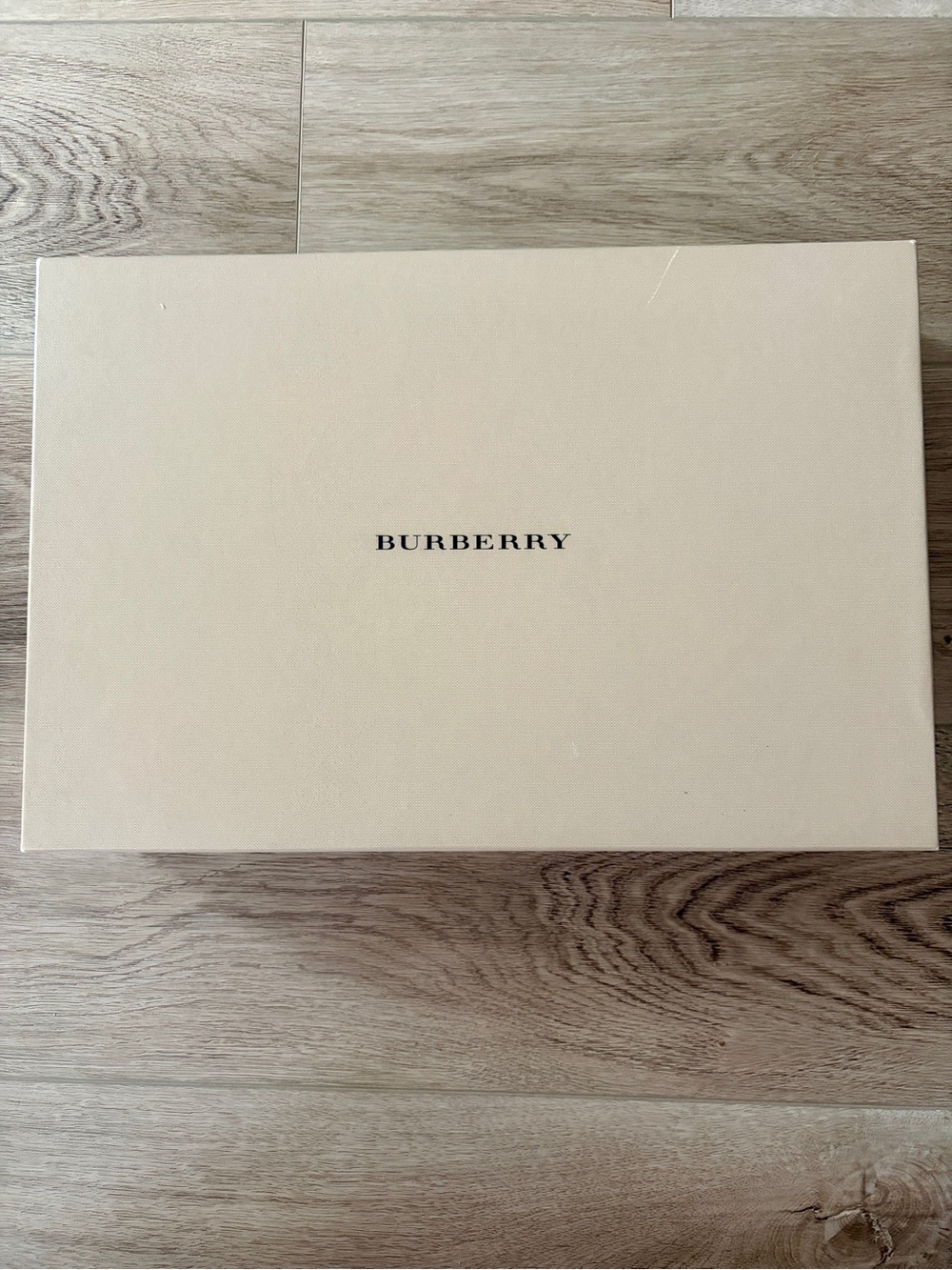 Burberry Beige Medium Box